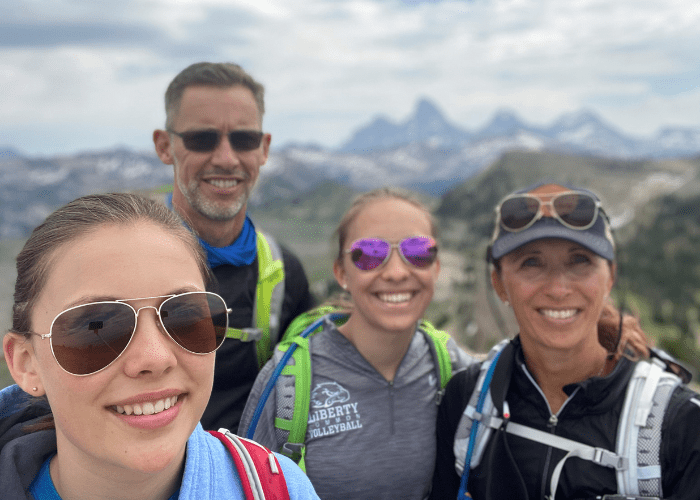 Benz 2 A family of four on a hike