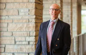 Total Hip Replacement FAQ with Dr. Leonard